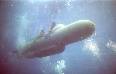 Italian CT2F (1962). A two-man COS.MO.S. submersible